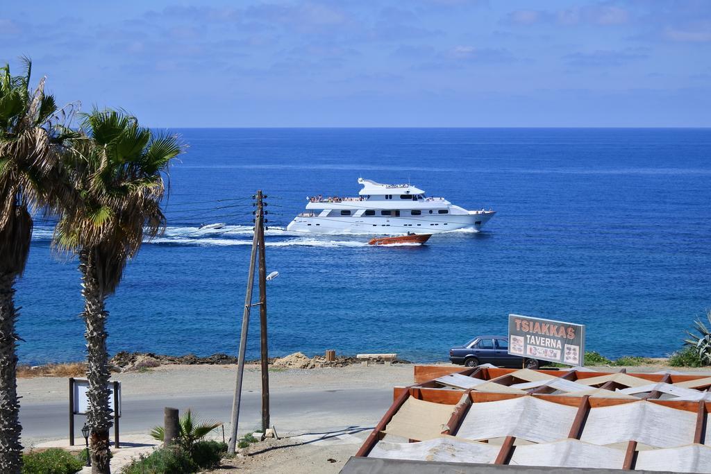 Kissonerga Beach Apartment Paphos Exterior photo