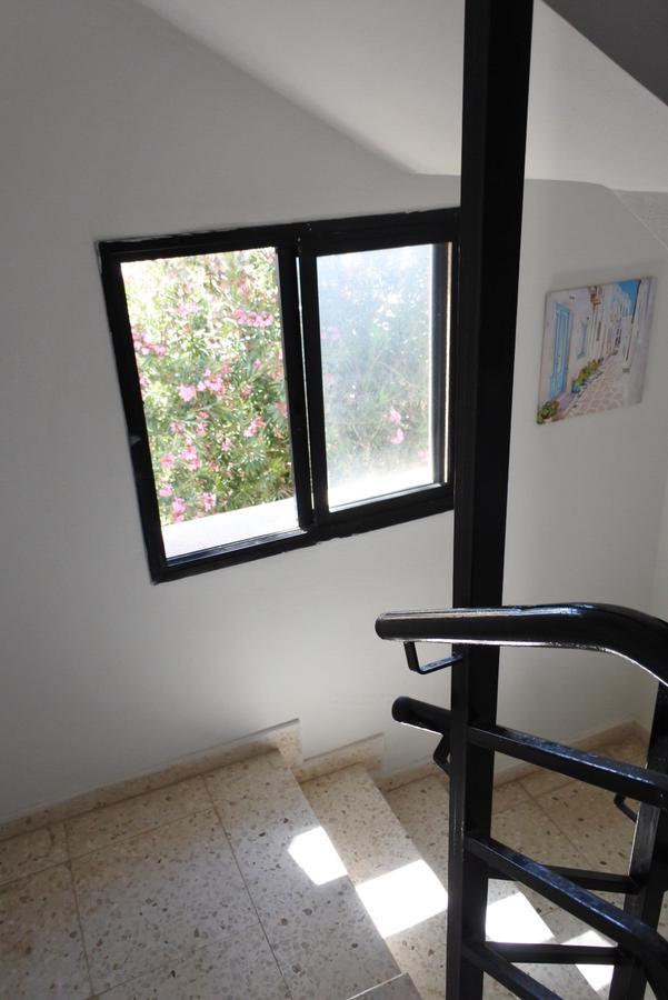 Kissonerga Beach Apartment Paphos Exterior photo